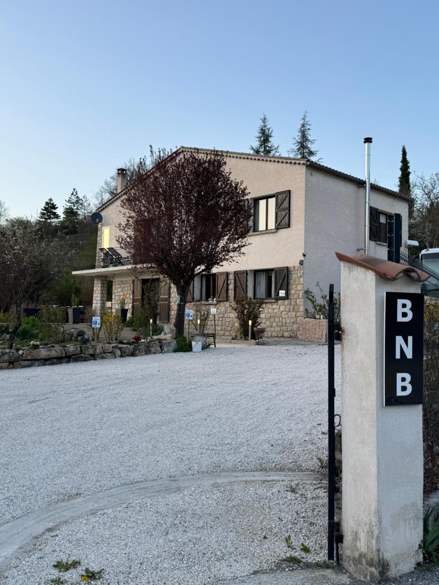 Bnb Castellane Chambre D'Hotes B&B Zewnętrze zdjęcie